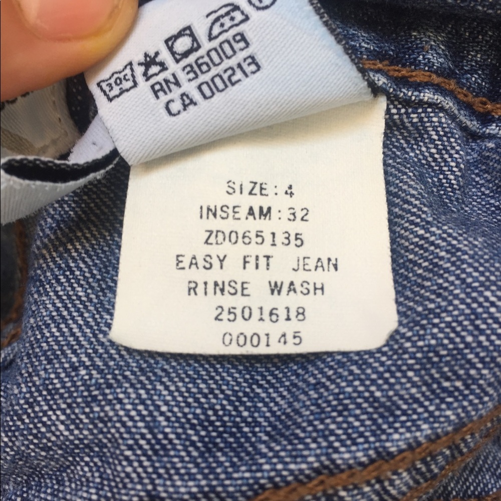 ⛔️SOLD⛔️Calvin Klein Vintage mid wash high rise - Picture 7 of 7
